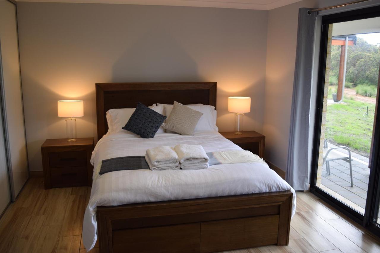 Eagle Bay House Bed and Breakfast Dunsborough Exteriör bild